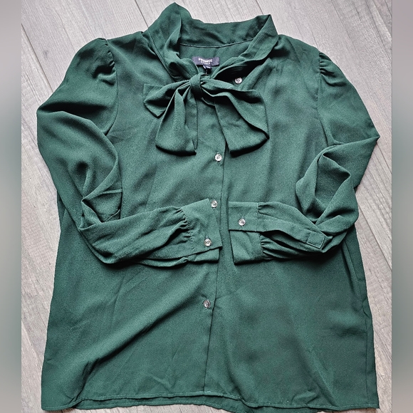 Premise Studio Button Down Long Sleeves Blouse - Picture 4 of 6